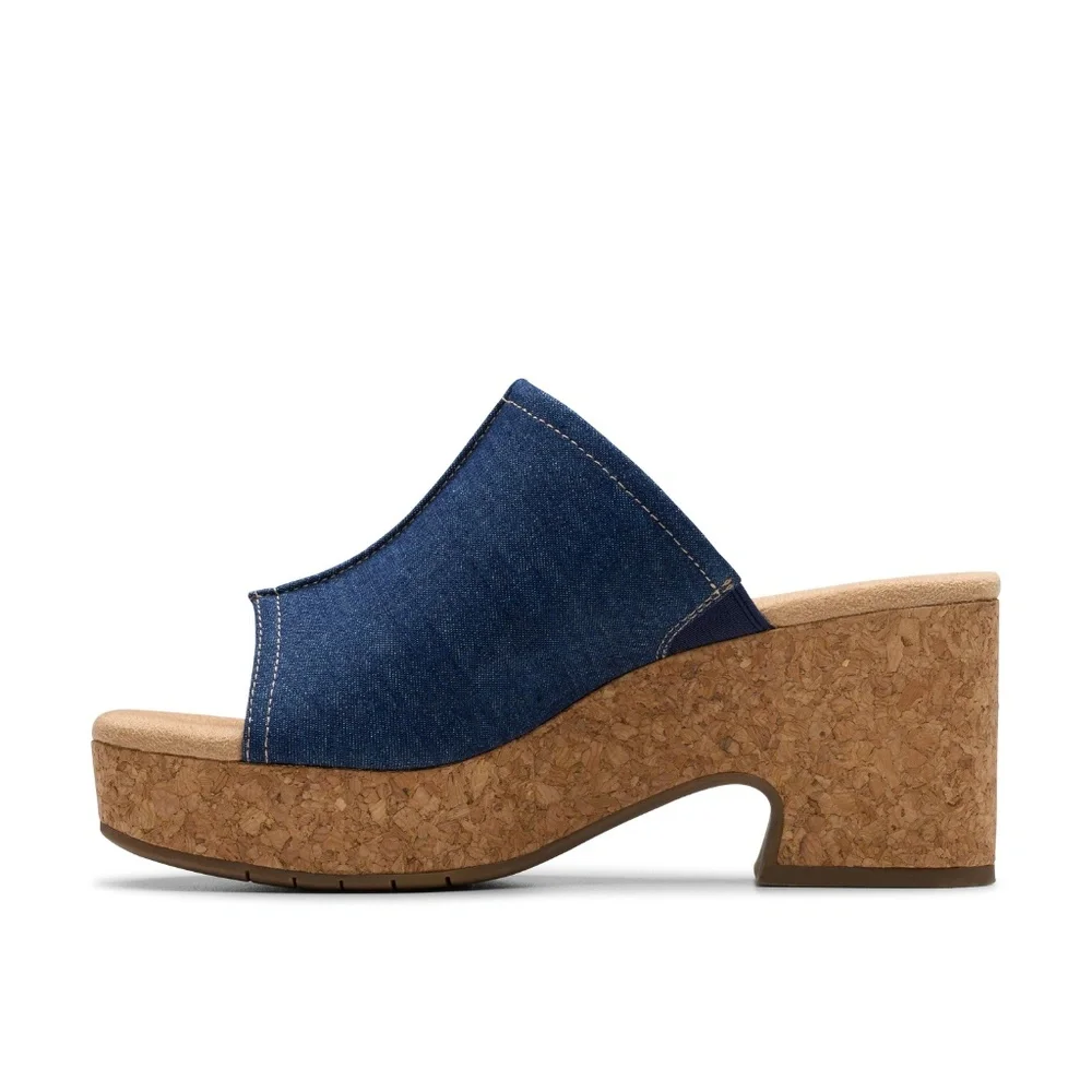 Womens Clarks Nerisa Vine Sandals in Dark Denim. 26181935 - Picture 2 of 8